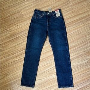 Levi's 501 Original Fit Women’s Jeans - Medium Wash